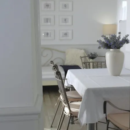 Apartment Ivo Stomorska